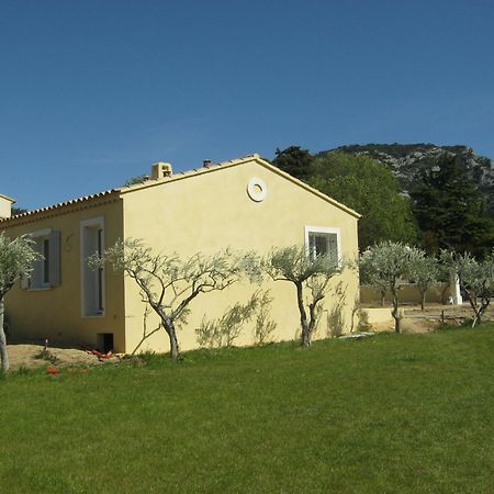 Вілла Le Jardin Des Tourterelles Robion en Luberon Екстер'єр фото