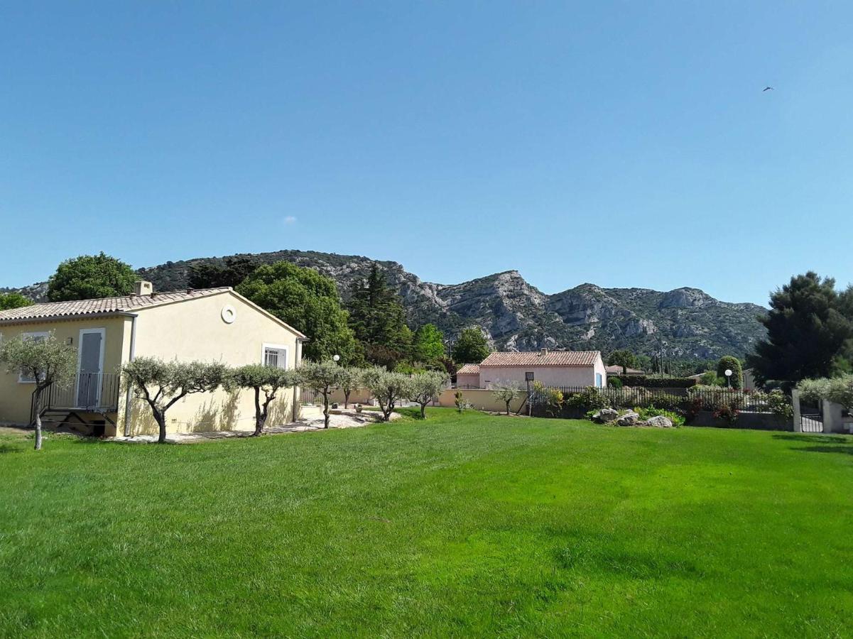 Вілла Le Jardin Des Tourterelles Robion en Luberon Екстер'єр фото